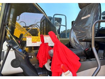 クローラー式油圧ショベル コマツ PC 210 LC-8