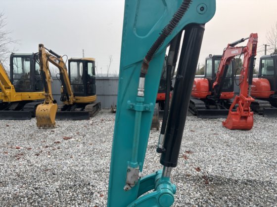 小型挖掘机久保田U35