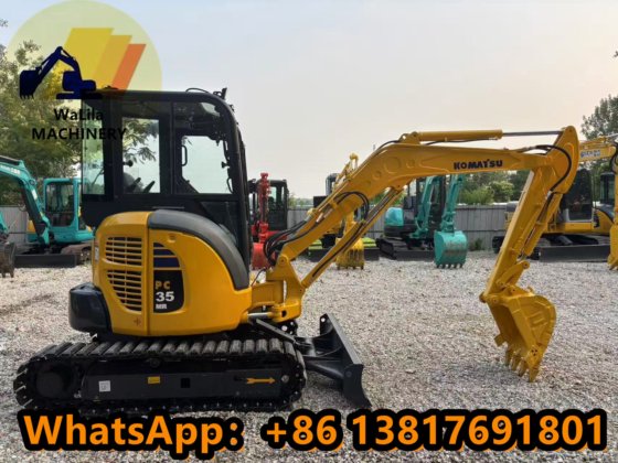 小型挖掘机小松PC35