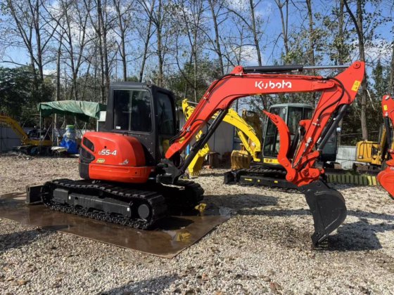 小型挖掘机久保田U55