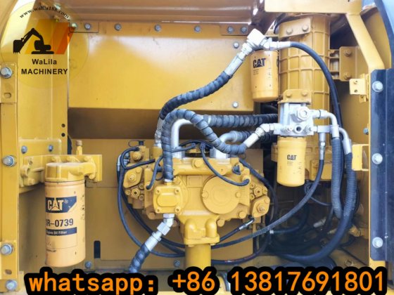 履带式挖掘机卡特彼勒 CAT320DL