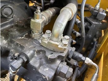 迷你挖掘机 KOMATSU PC70