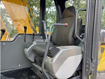 迷你挖掘机 KOMATSU PC70