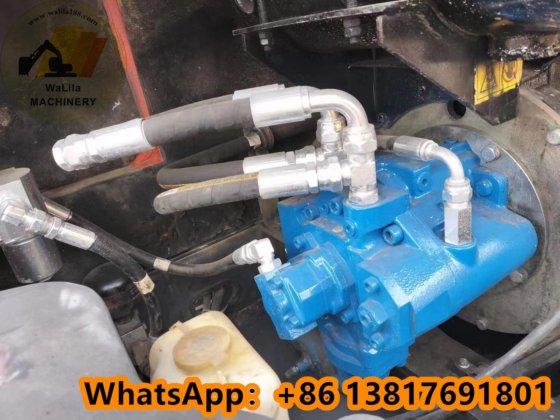 小型挖掘机斗山DX80