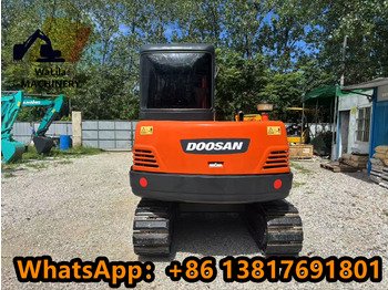 ミニ油圧ショベル DOOSAN DH55