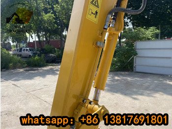 小型挖掘机小松PC40MR