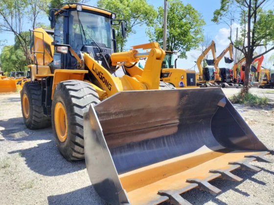 ホイールローダー LIUGONG 856H