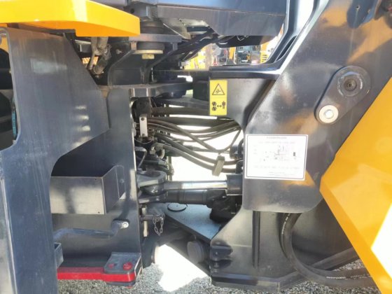 ホイールローダー LIUGONG 856H