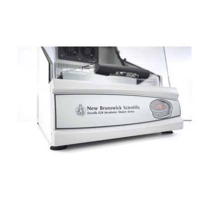 ニューブランズウィック エッペンドルフ エクセラ E24 イノヴァ