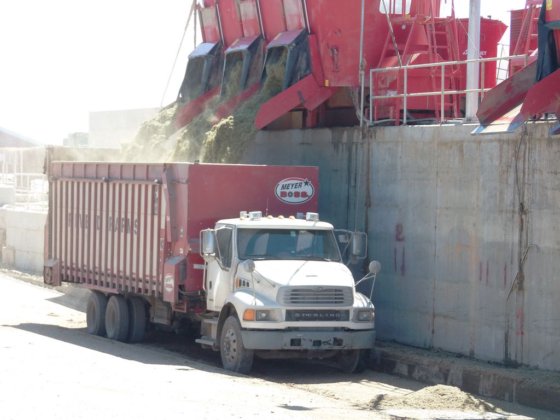 Trioliet Solomix 3固定式饲料搅拌站