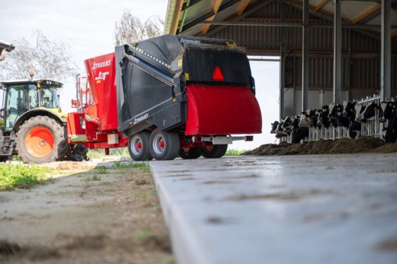 Trioliet Triomix (S) 2自取料饲喂搅拌车