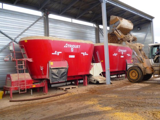 Trioliet Solomix 2固定式饲料搅拌站