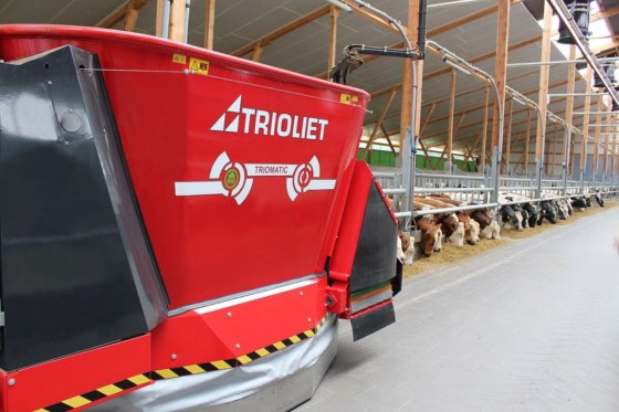 Trioliet Triomatic轮式饲喂机器人