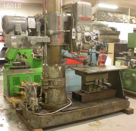 CARLTON 1A RADIAL ARM DRILL