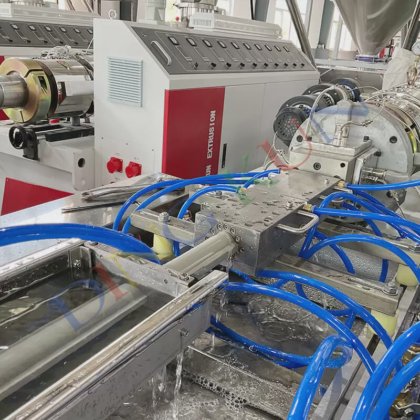 Ding Kun PVC 仿大理石型材设备