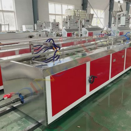 Ding Kun PVC门窗型材设备