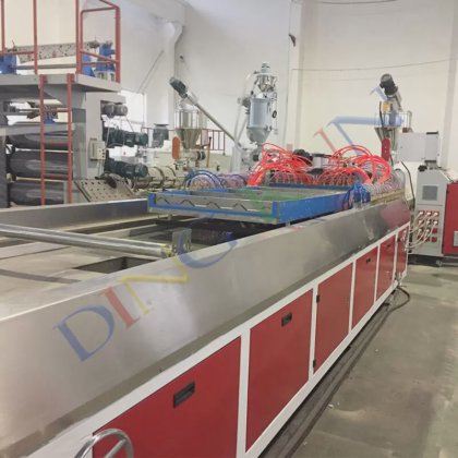 Ding Kun PVC 中空波浪瓦设备