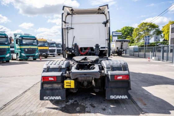 2017 SCANIA R450 + KIPHYDR.