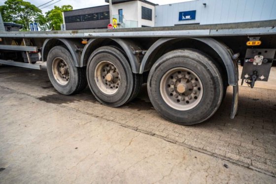 2010 SYSTEM TRAILERS SYSTEM TRAILERS