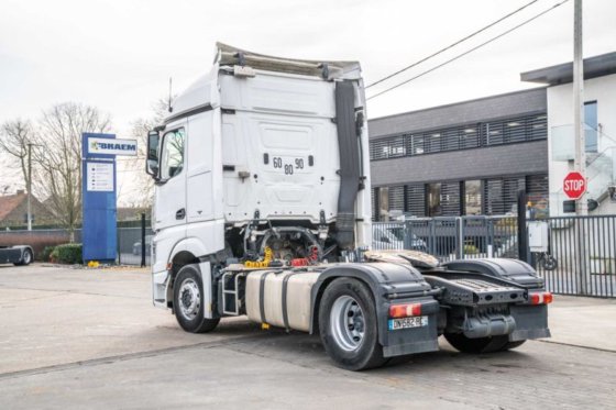 2015 MERCEDES ACTROS 1845 LS+E6