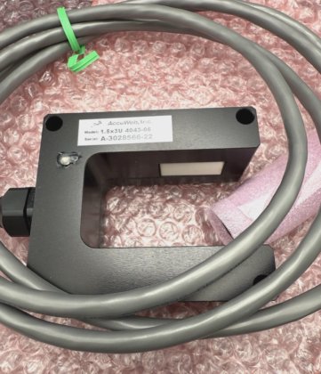 AccuWeb 1.5x3U 4043-06 Point Source