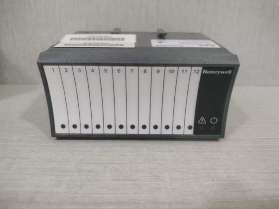 Honeywell XFL823A Distributed I/O 12