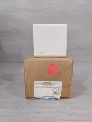 Johnson Controls A99RY-1C Temperature Sensor