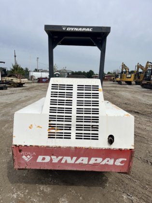 1999年 Dynapac CA121D