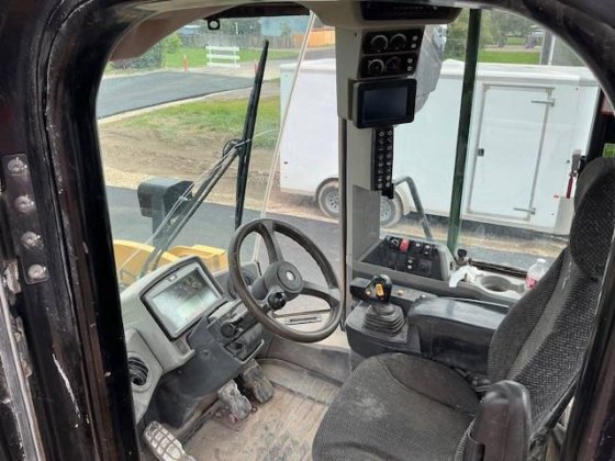 2018年式キャタピラー 950M