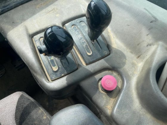 2008年卡特彼勒740