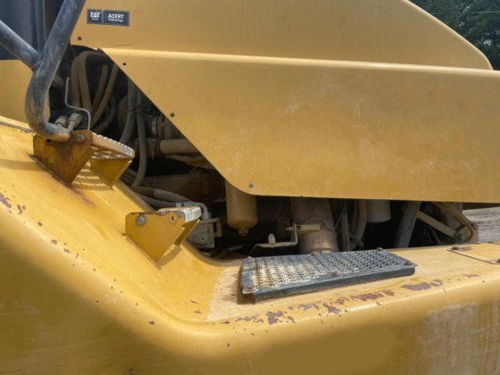 2008年卡特彼勒740