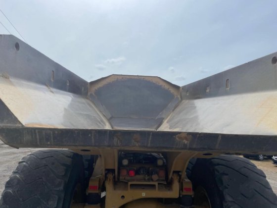 2008年卡特彼勒740