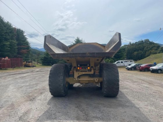 2008年卡特彼勒740