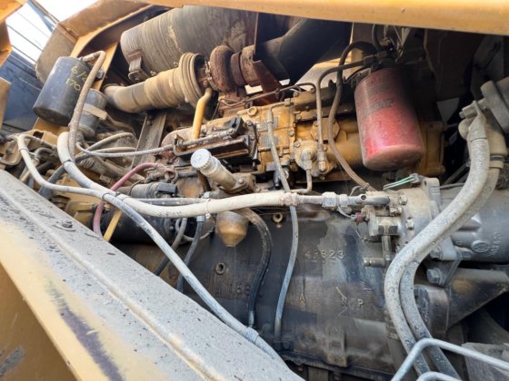 2002年卡特彼勒966G