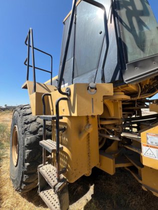 2002年卡特彼勒966G