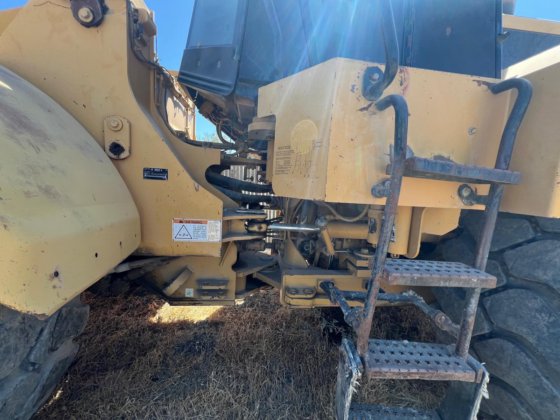 2002年卡特彼勒966G