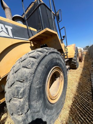 2002年卡特彼勒966G