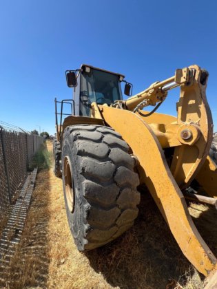 2002年卡特彼勒966G