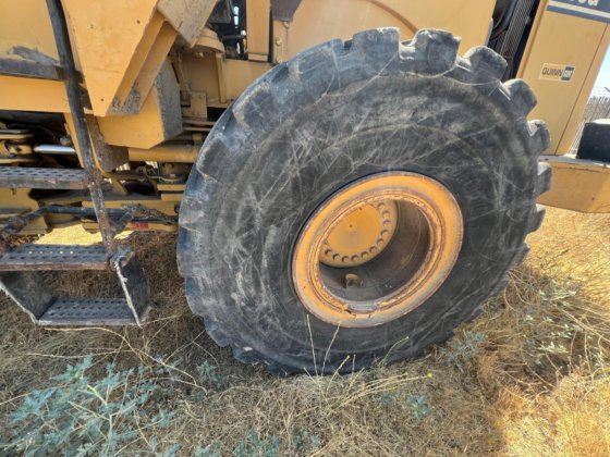 2002年卡特彼勒966G