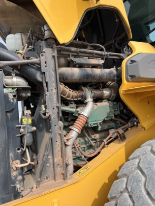 2018年沃尔沃 L70H