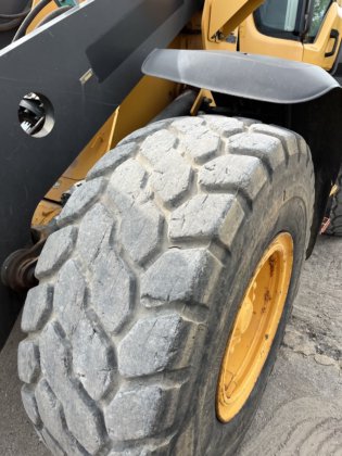 2018年沃尔沃 L70H