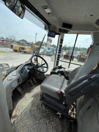 2018年沃尔沃 L70H