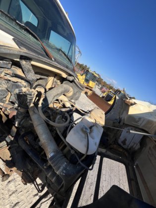 1997年福特 LT9513