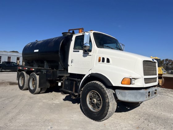 1997年福特 LT9513