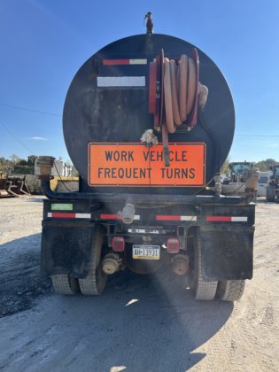 1997年福特 LT9513