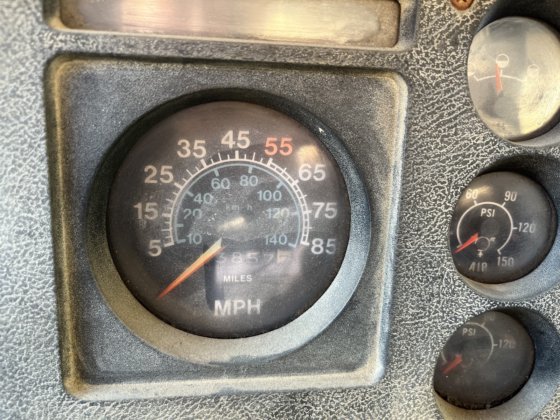 1987年 国际 S1900