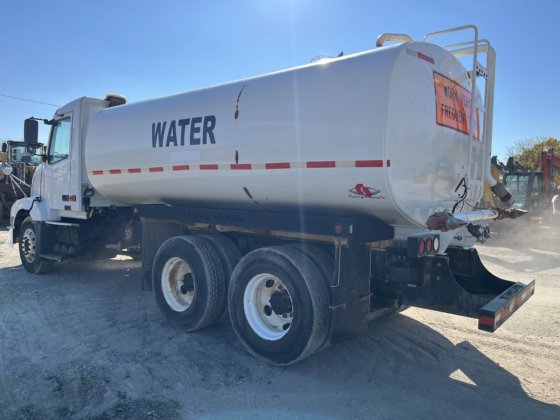 2006年ボルボ VNL