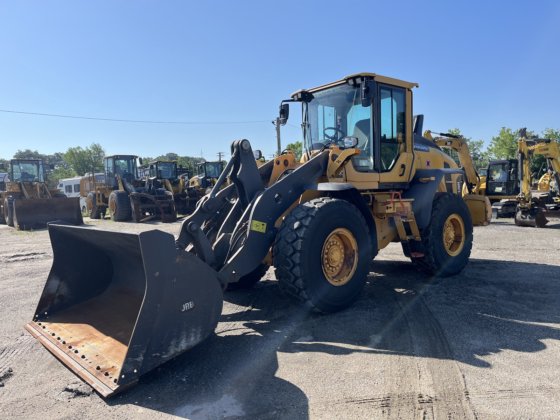 2018年沃尔沃 L70H