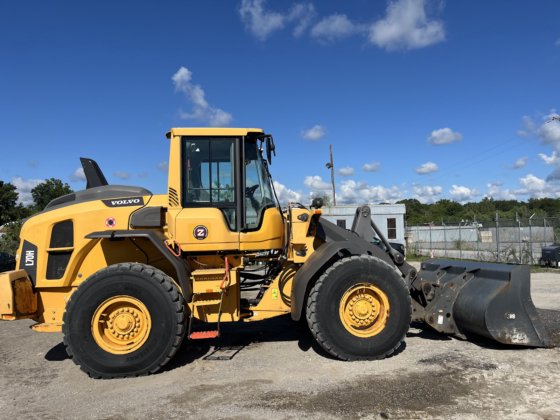 2018年沃尔沃 L70H