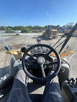 2018年沃尔沃 L70H